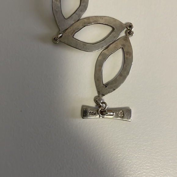 Elegant silver short necklace - Picture 2 of 2